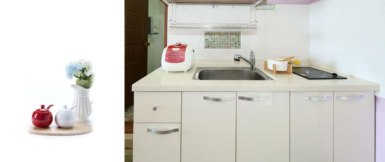 Tongyeong Paper Island Pension Екстер'єр фото